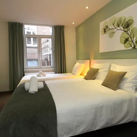 Alojamento de Acomodação e Pequeno-almoço De Stadswal Maastricht