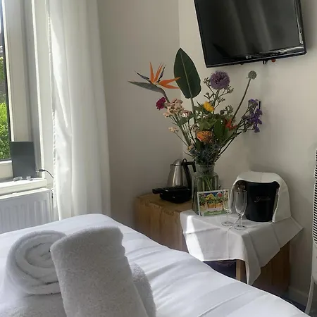 De Stadswal Bed & Breakfast 4*